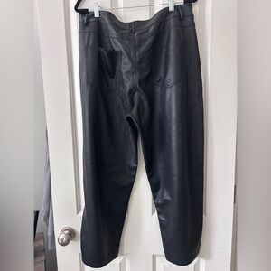 Zara Women's Black Straight Leg Pants